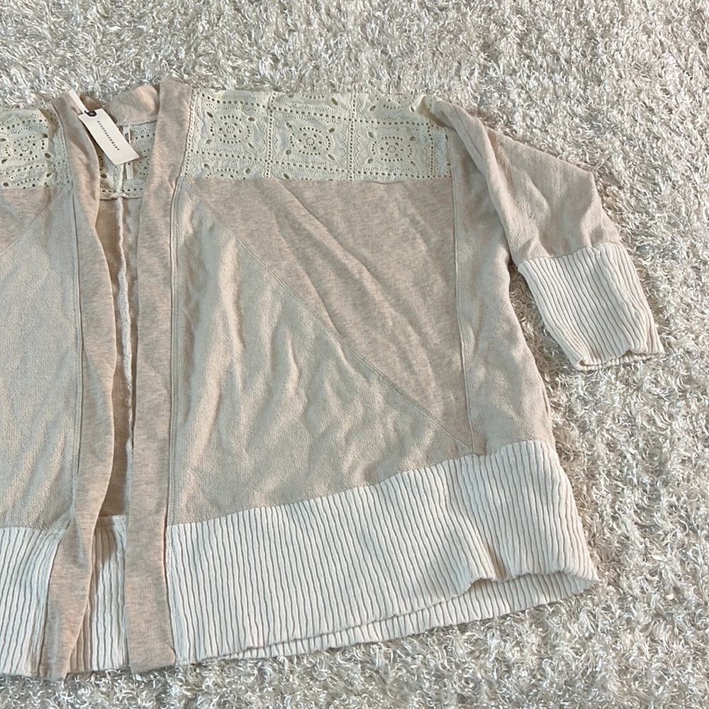 Anthropologie Ivory color oversized cardigan size xs - Picture 4 of 16